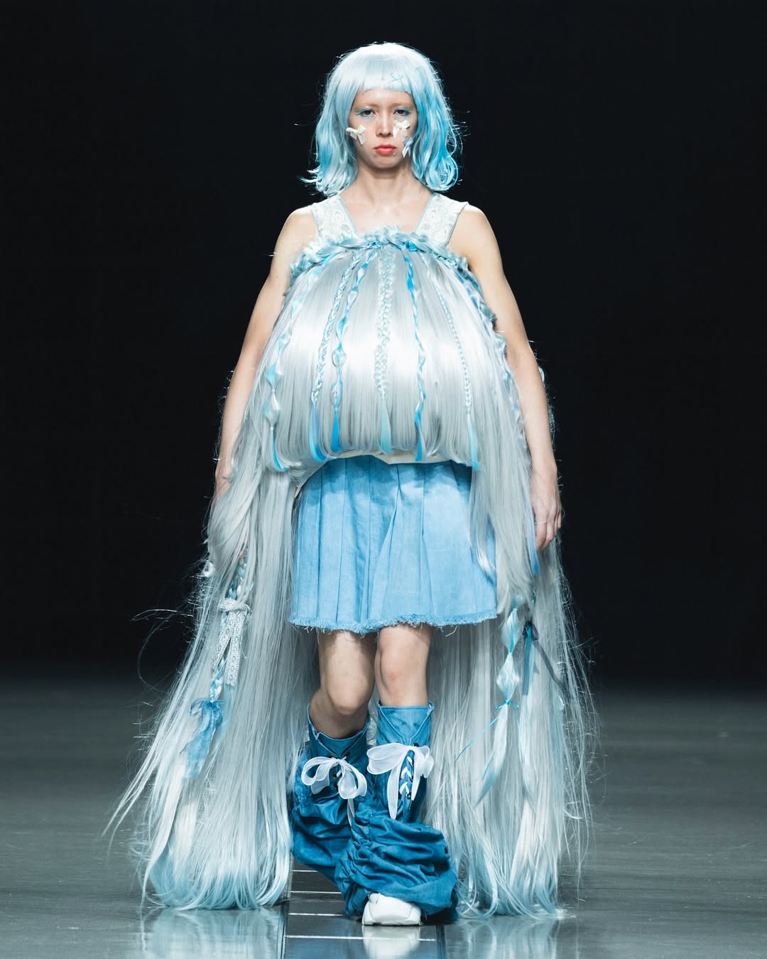 Rakuten Fashion Week TOKYO 2025S/S / 白石 凛